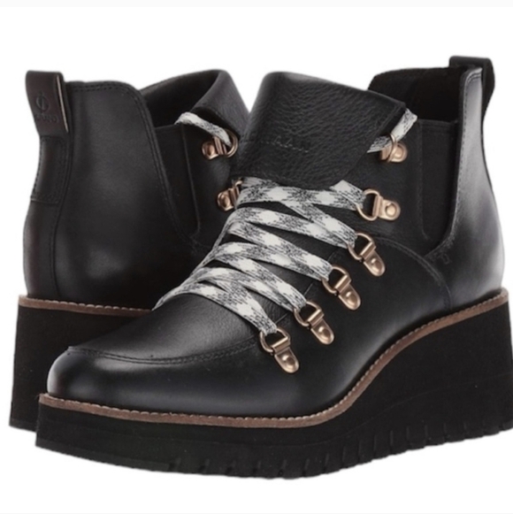 Women Cole Haan Grandexplore Black Leather Wedge Waterproof Ankle Booties(8.5)